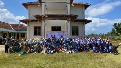 Rayakan Hari Anak Nasional, KKN Pengabdian Masyarakat Unsoed Ajak 94 Siswa Tambakmulyo Wujudkan Lingkungan Aman dan Ramah Anak